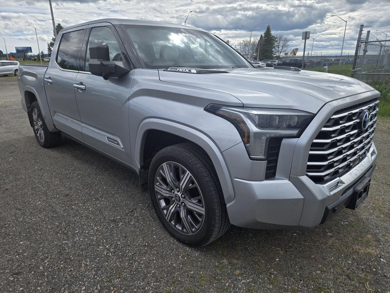 2022 Toyota Tundra Capstone Hybrid Photo2