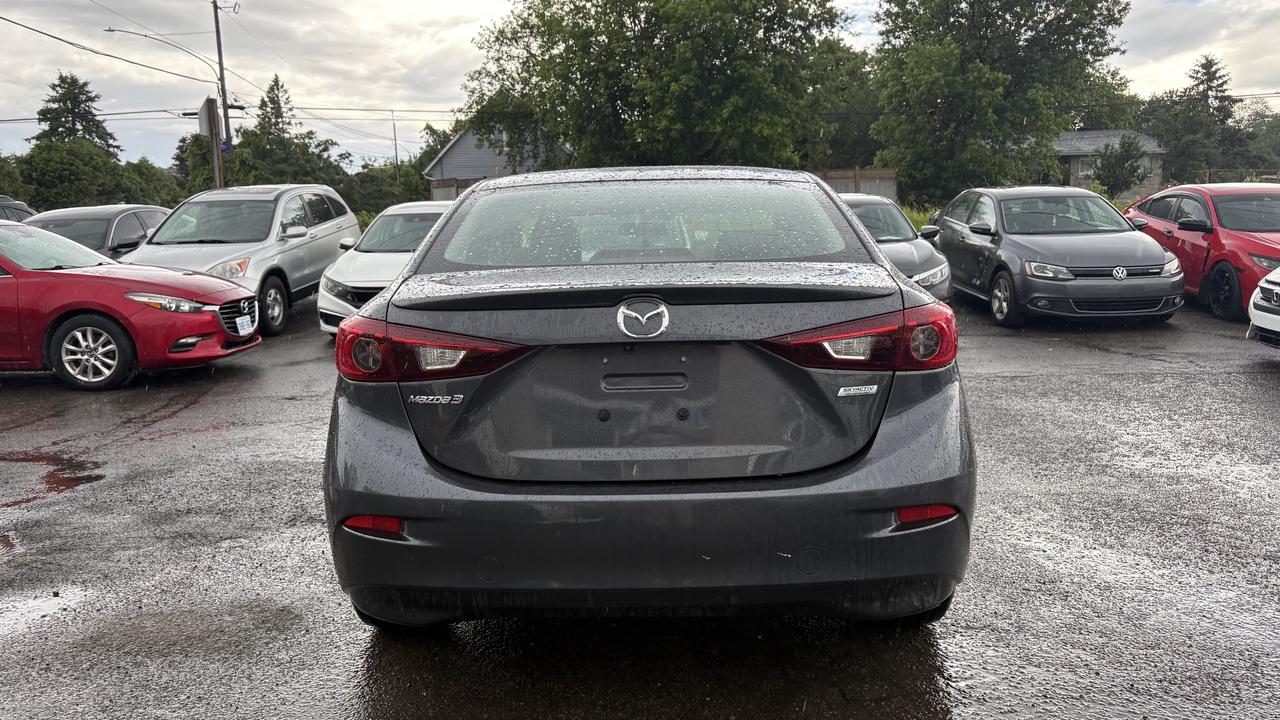 2015 Mazda MAZDA3 GS Photo