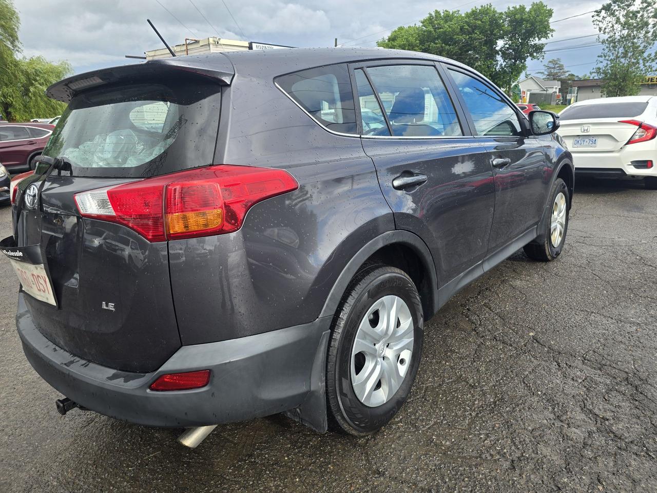 2015 Toyota RAV4 LE Photo