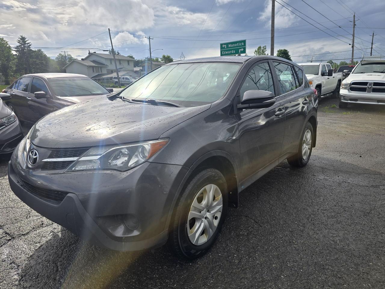 2015 Toyota RAV4 LE Photo