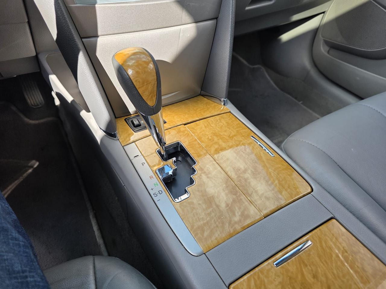 2007 Toyota Camry XLE V6 - LEATHER|SUNROOF|PUSH START|HEATED SEAT Photo