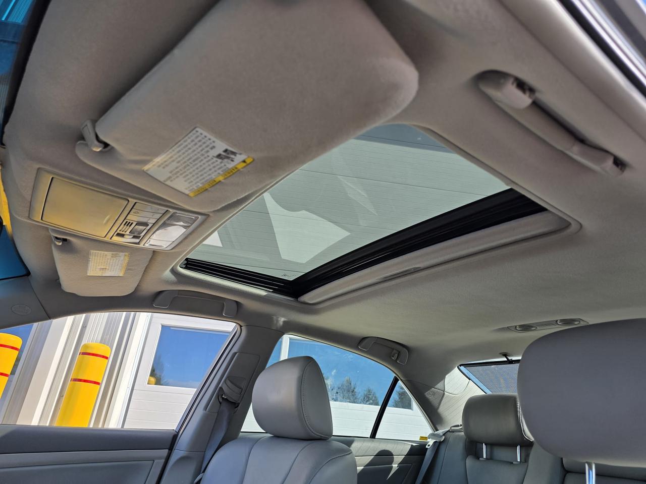 2007 Toyota Camry XLE V6 - LEATHER|SUNROOF|PUSH START|HEATED SEAT Photo