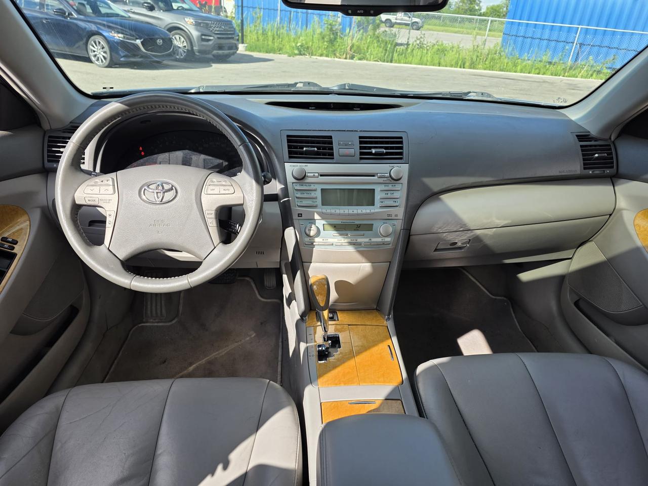 2007 Toyota Camry XLE V6 - LEATHER|SUNROOF|PUSH START|HEATED SEAT Photo