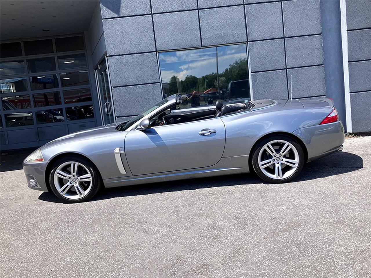 2007 Jaguar XK XKR | CABRIO | NAVI | PWR TOP | LEATHER | ALLOYS Photo