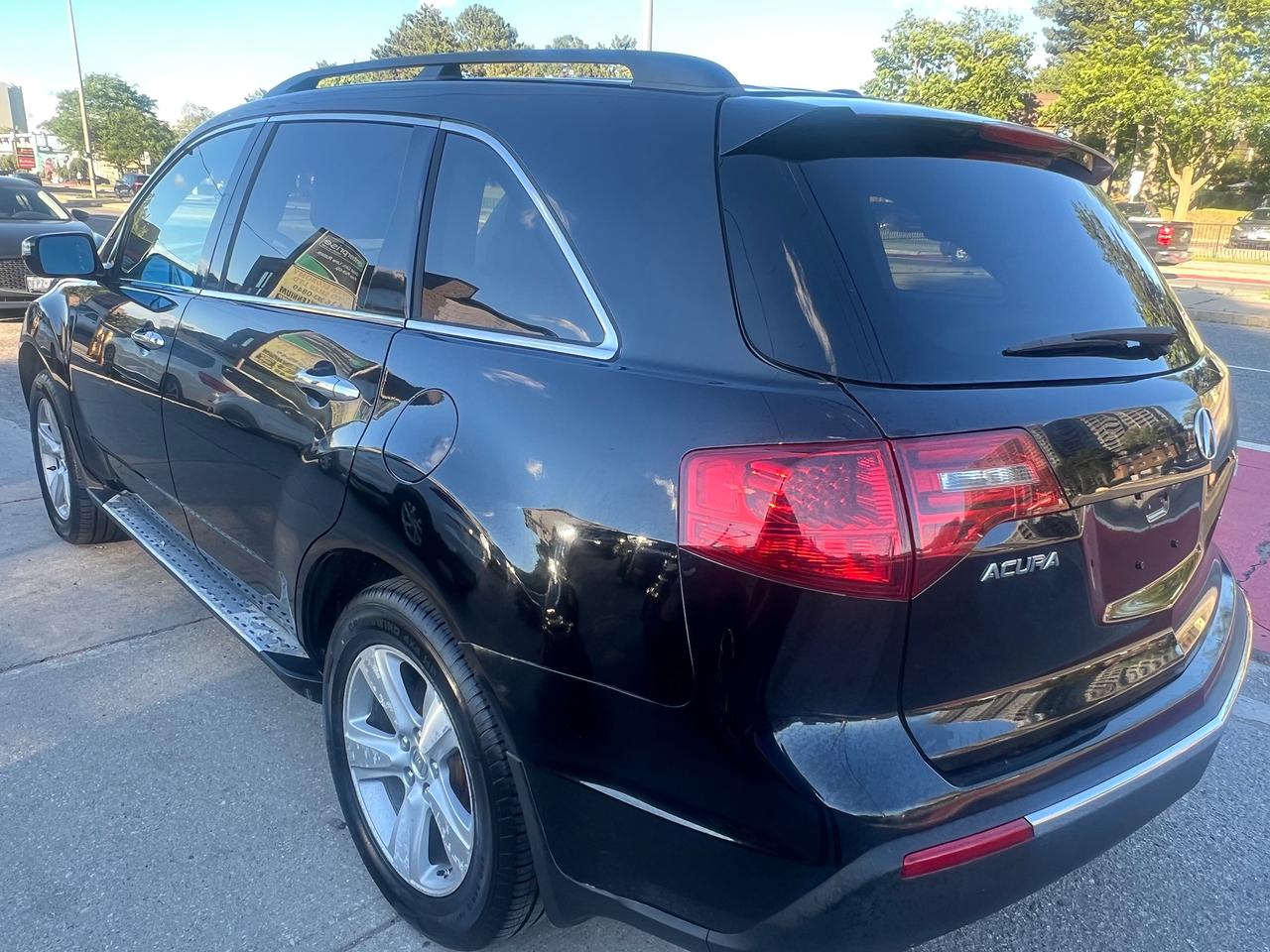 2011 Acura MDX LEATHER-SUNROOF-BACK CAM-HEATED SEATS Photo