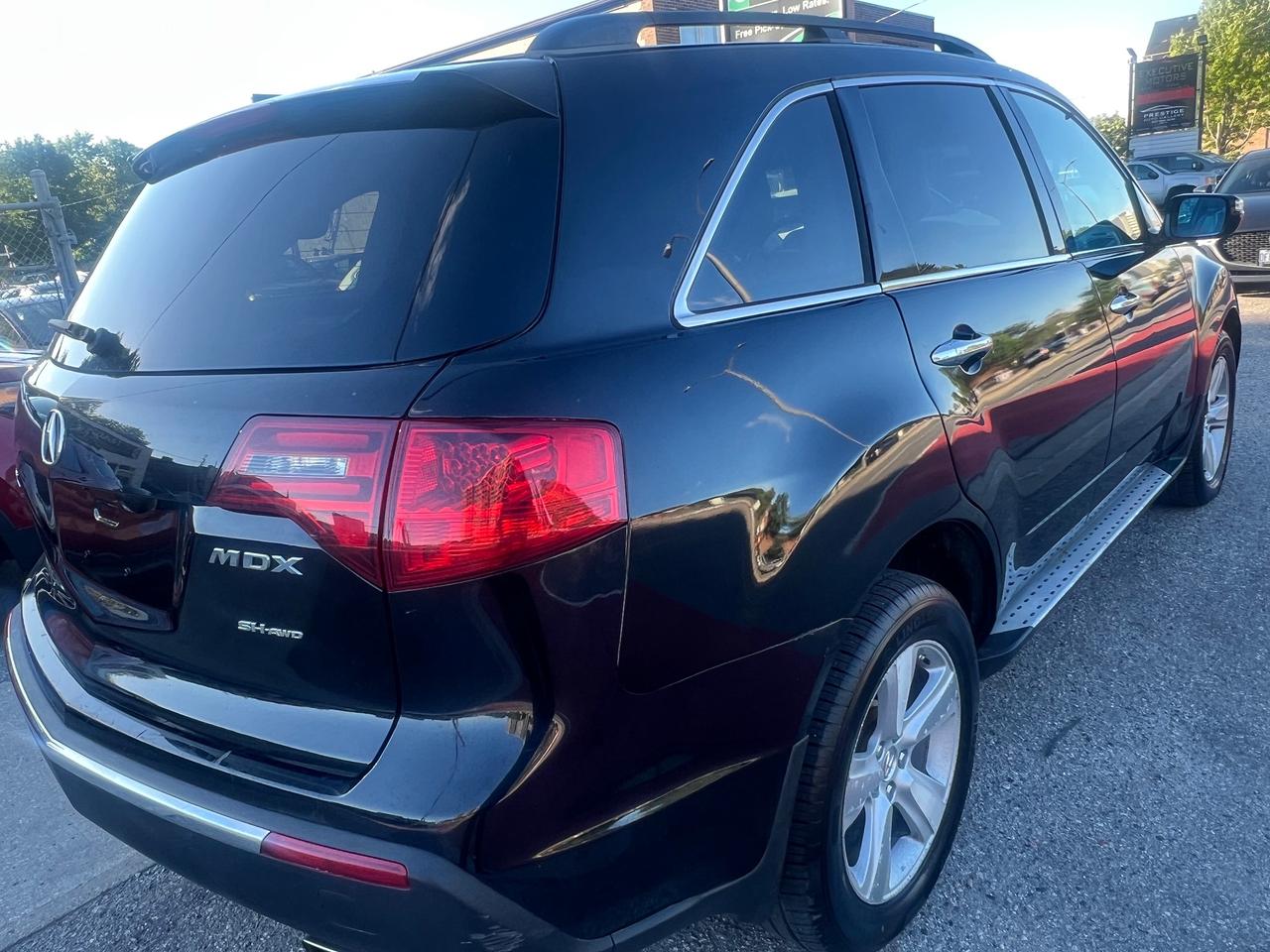 2011 Acura MDX LEATHER-SUNROOF-BACK CAM-HEATED SEATS Photo