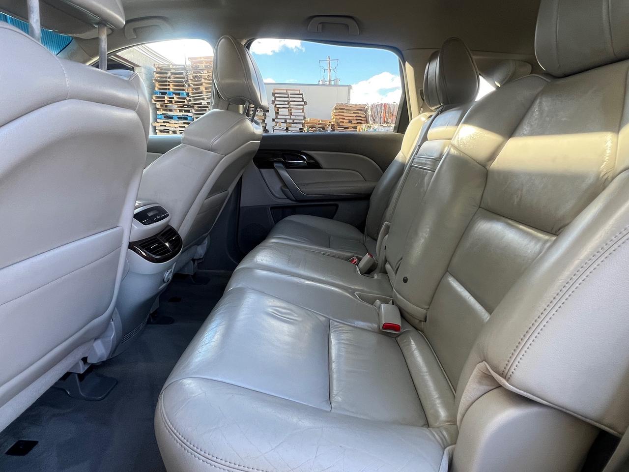 2011 Acura MDX LEATHER-SUNROOF-BACK CAM-HEATED SEATS Photo