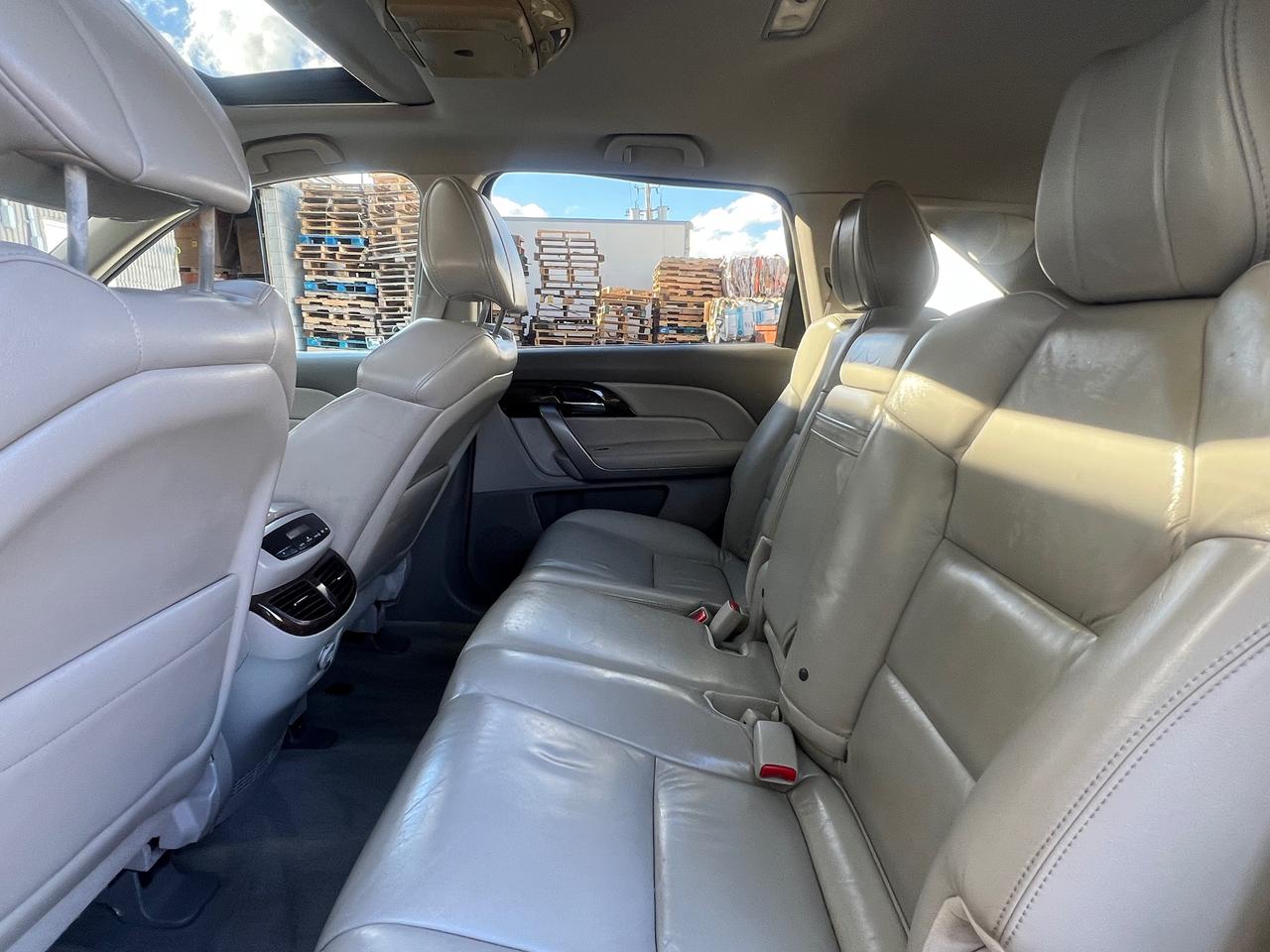 2011 Acura MDX LEATHER-SUNROOF-BACK CAM-HEATED SEATS Photo