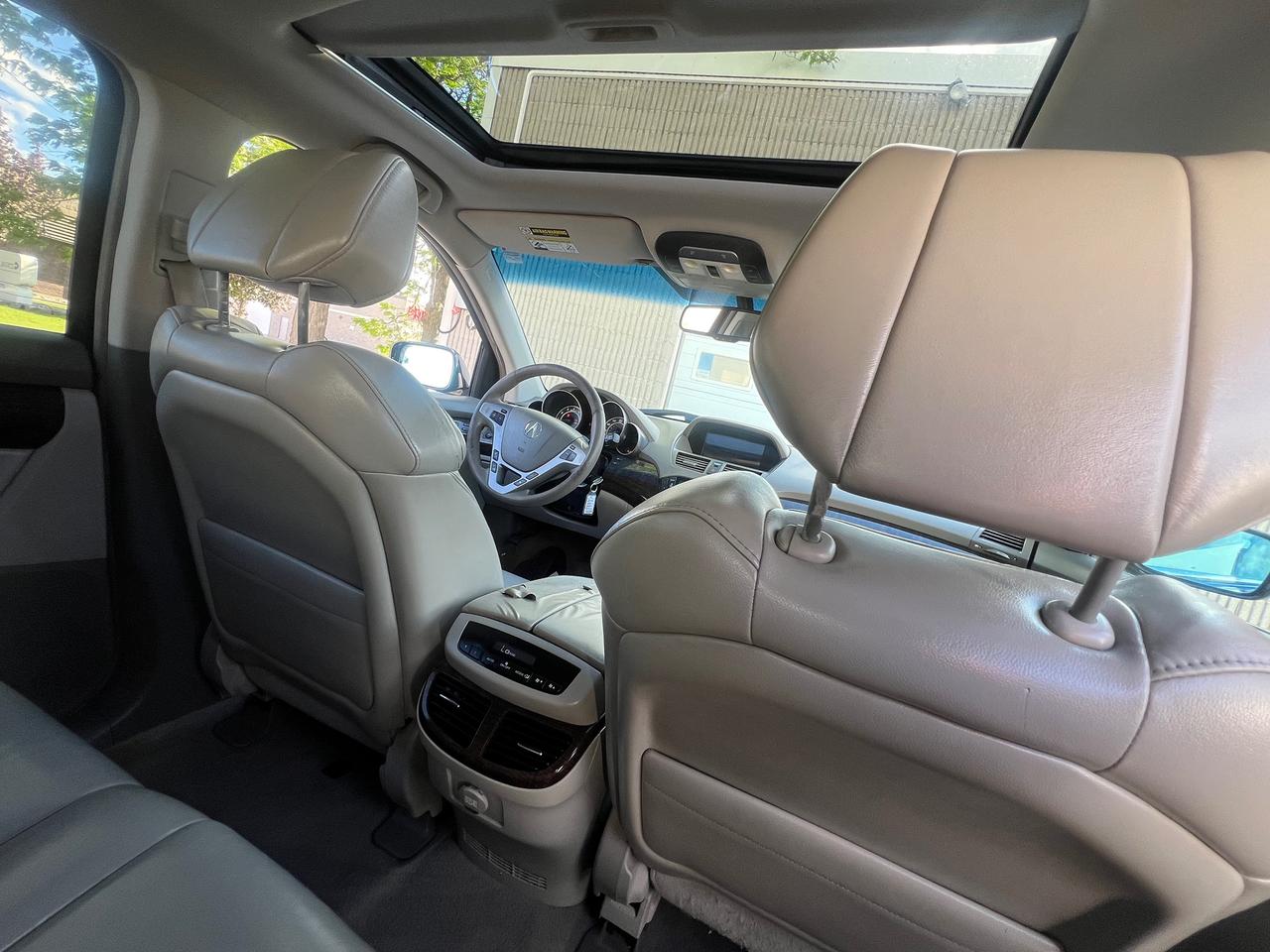 2011 Acura MDX LEATHER-SUNROOF-BACK CAM-HEATED SEATS Photo