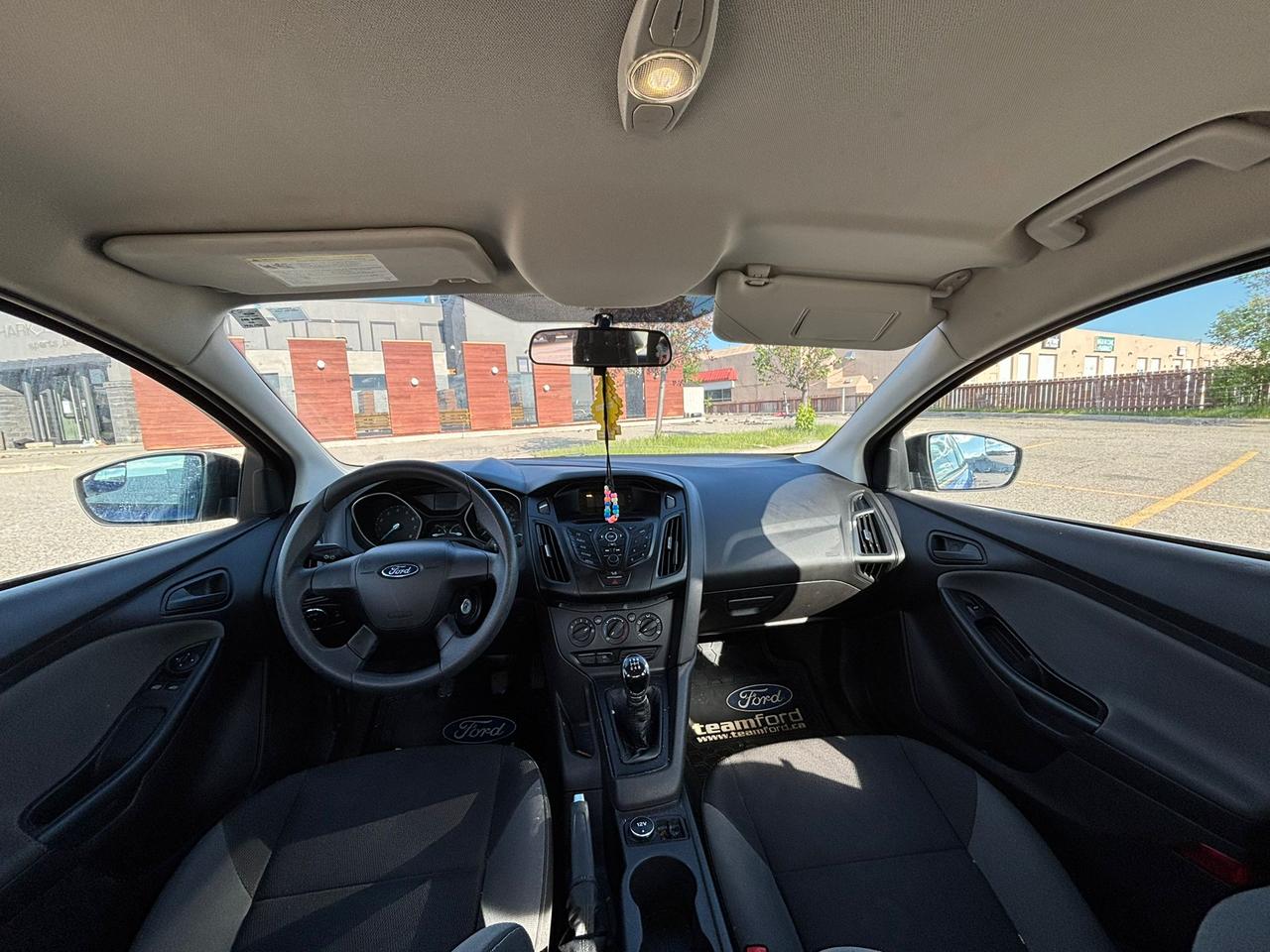 2012 Ford Focus S Photo