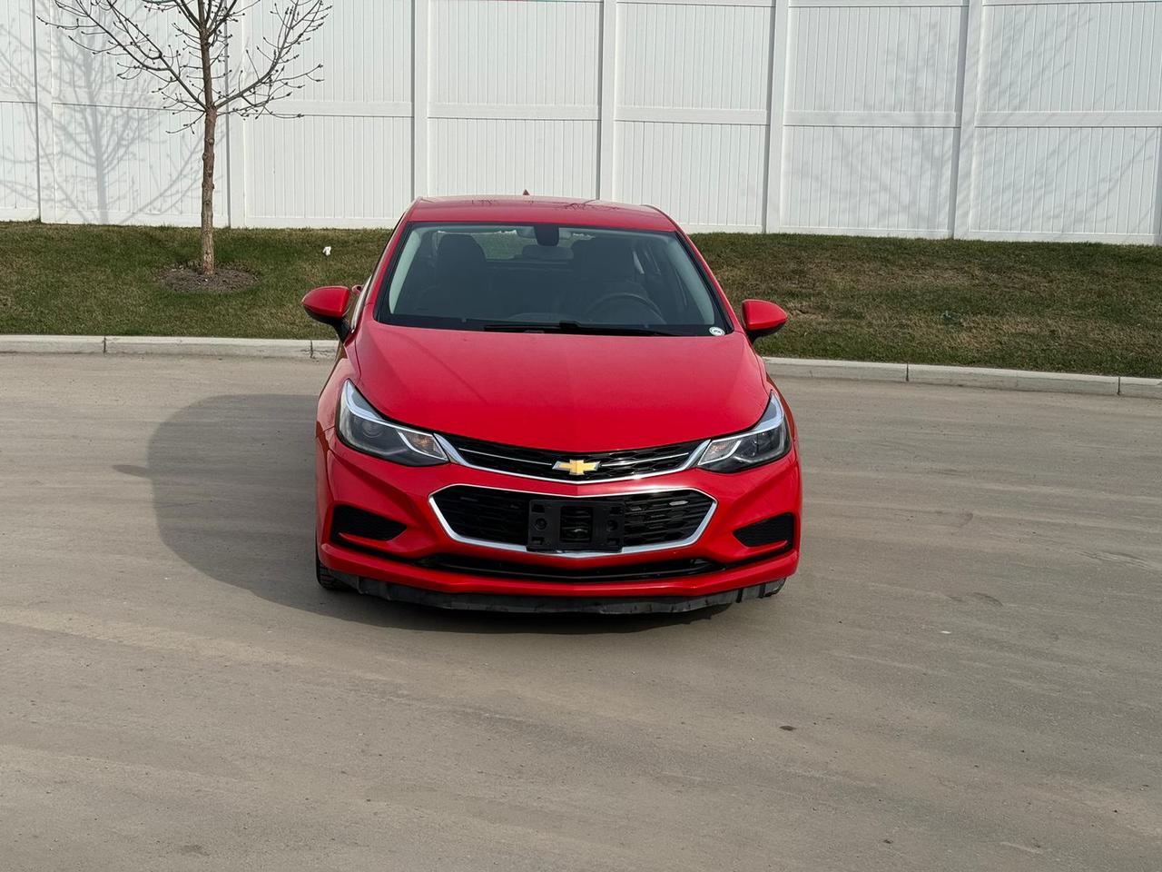 2017 Chevrolet Cruze LT - Photo #2