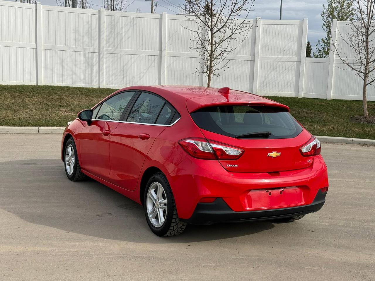 2017 Chevrolet Cruze LT - Photo #6