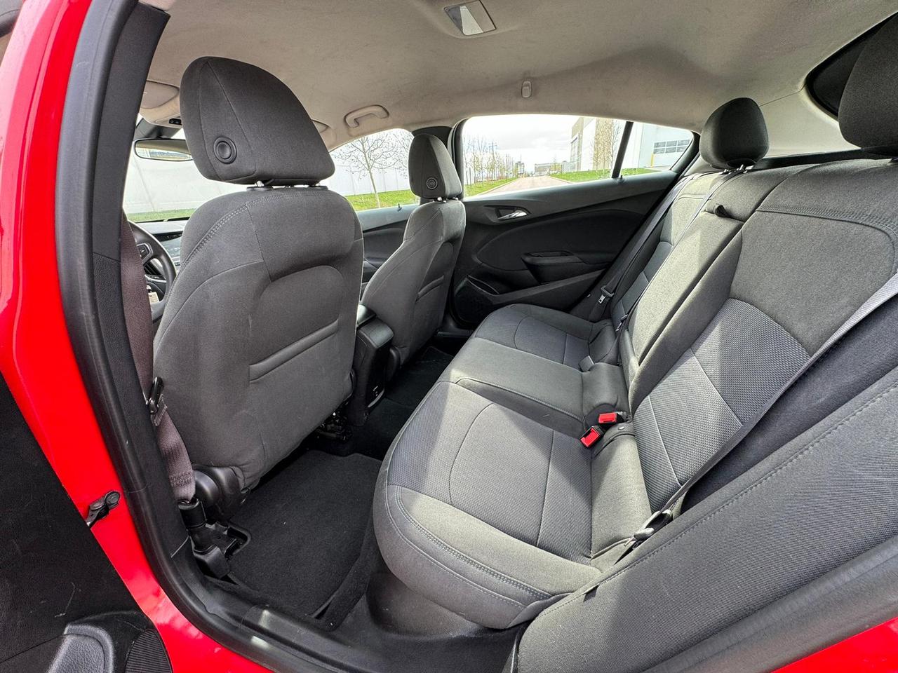 2017 Chevrolet Cruze LT Photo