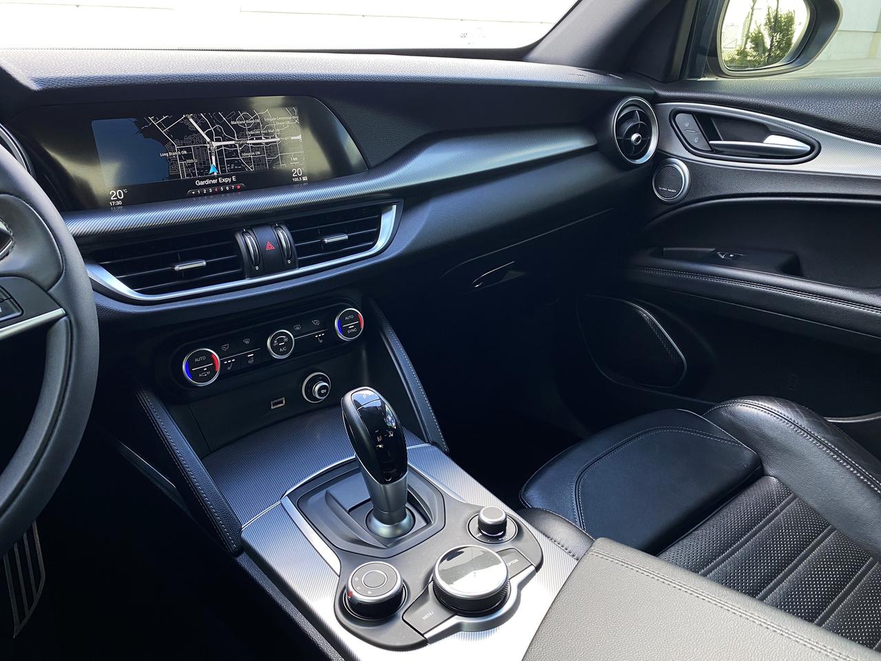 2018 Alfa Romeo Stelvio Ti Sport Q4 AWD-NAV-CAMERA-PANO ROOF Photo