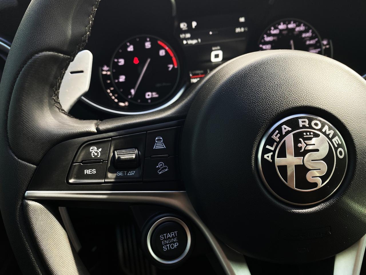 2018 Alfa Romeo Stelvio Ti Sport Q4 AWD-NAV-CAMERA-PANO ROOF Photo