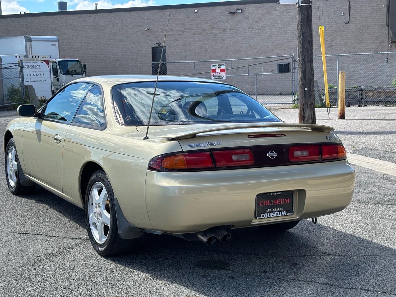 1995 Nissan 240SX LE ONLY 57,000KM-ALL ORIGINAL-NO MODIFICATIONS-LEATHER Photo