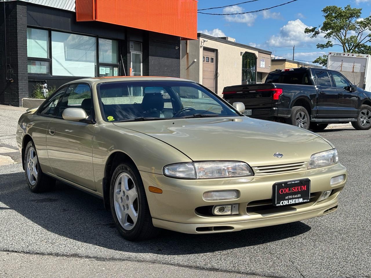 1995 Nissan 240SX LE ONLY 57,000KM-ALL ORIGINAL-NO MODIFICATIONS-LEATHER Photo