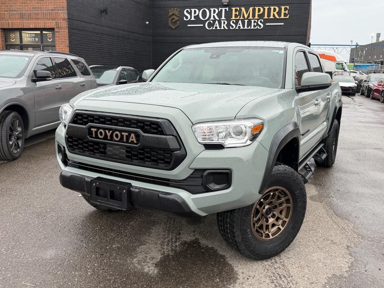 2022 Toyota Tacoma 4X4 Double Cab - Photo #1