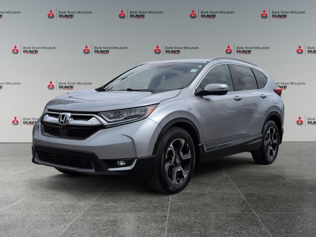 Used 2018 Honda CR-V Touring AWD for sale in Gloucester, ON
