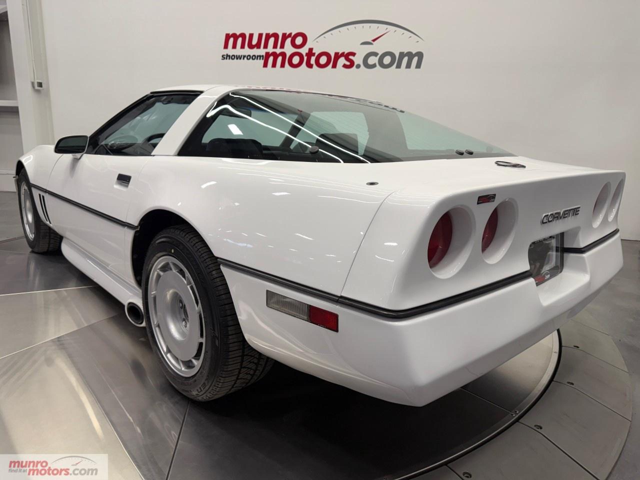 1984 Chevrolet Corvette  Photo