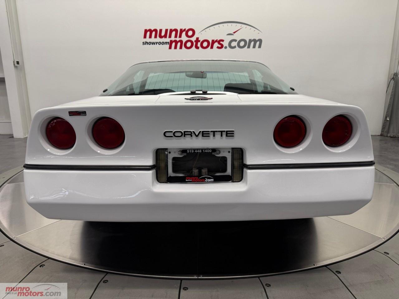 1984 Chevrolet Corvette  Photo