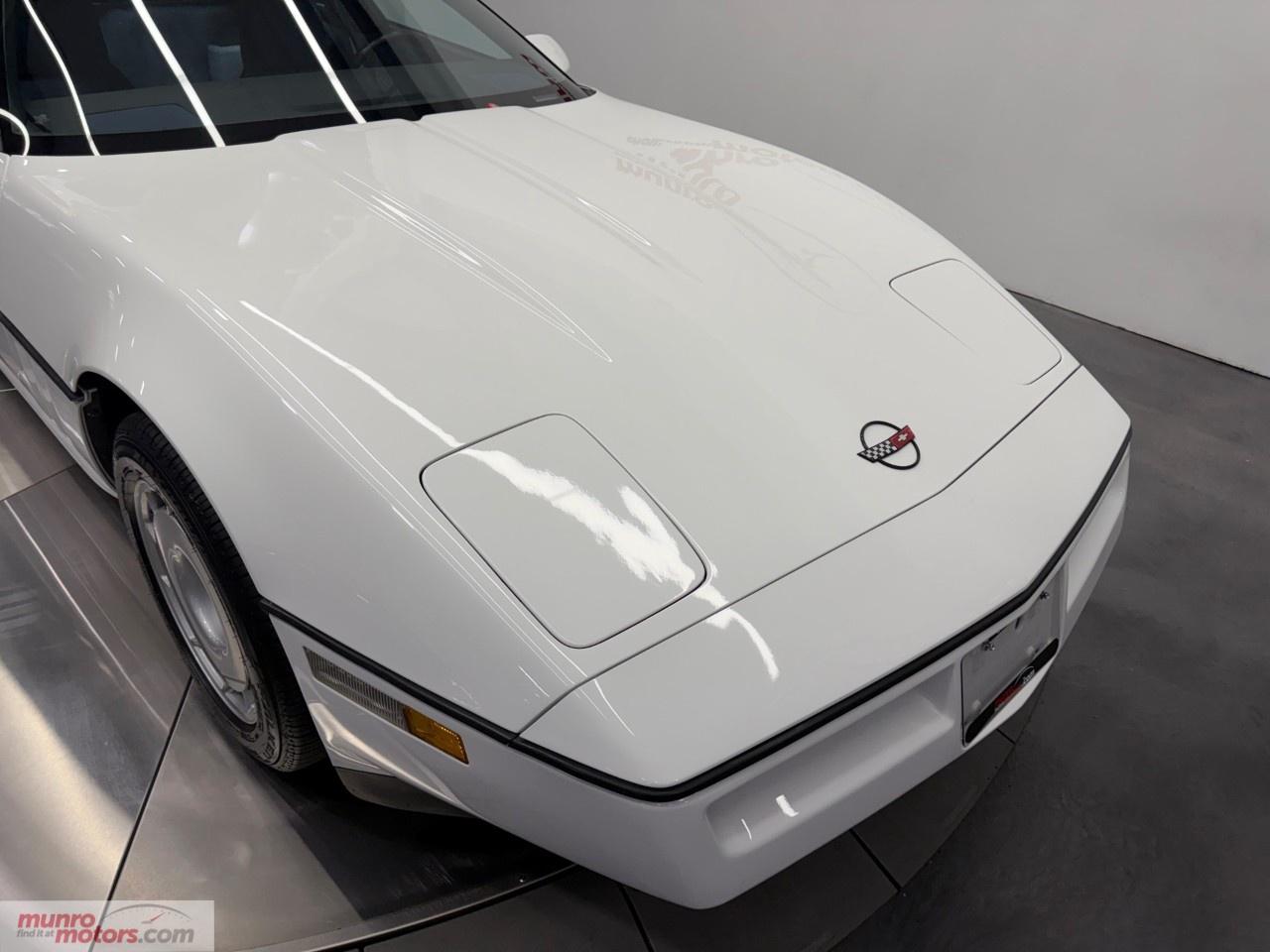 1984 Chevrolet Corvette  Photo