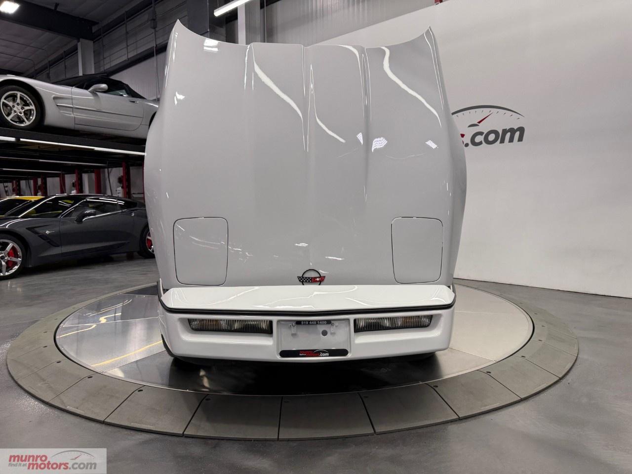 1984 Chevrolet Corvette  Photo