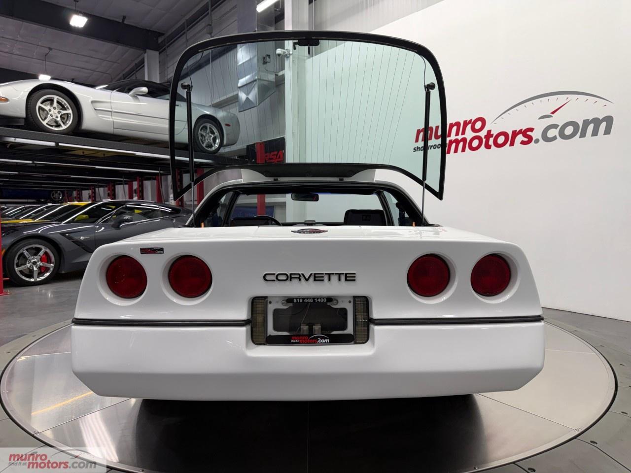 1984 Chevrolet Corvette  Photo