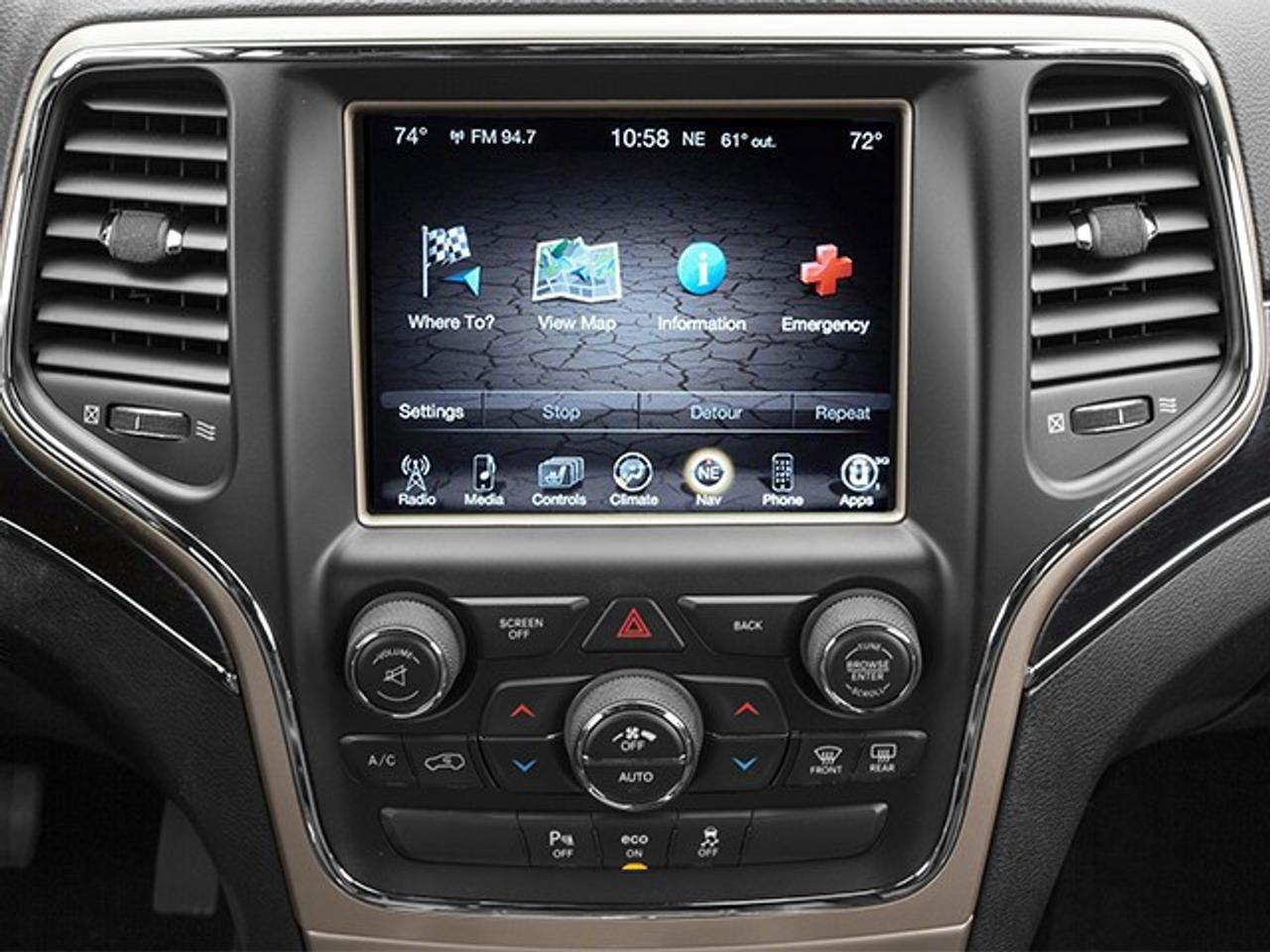 2014 Jeep Grand Cherokee 4WD 4Dr Laredo Photo