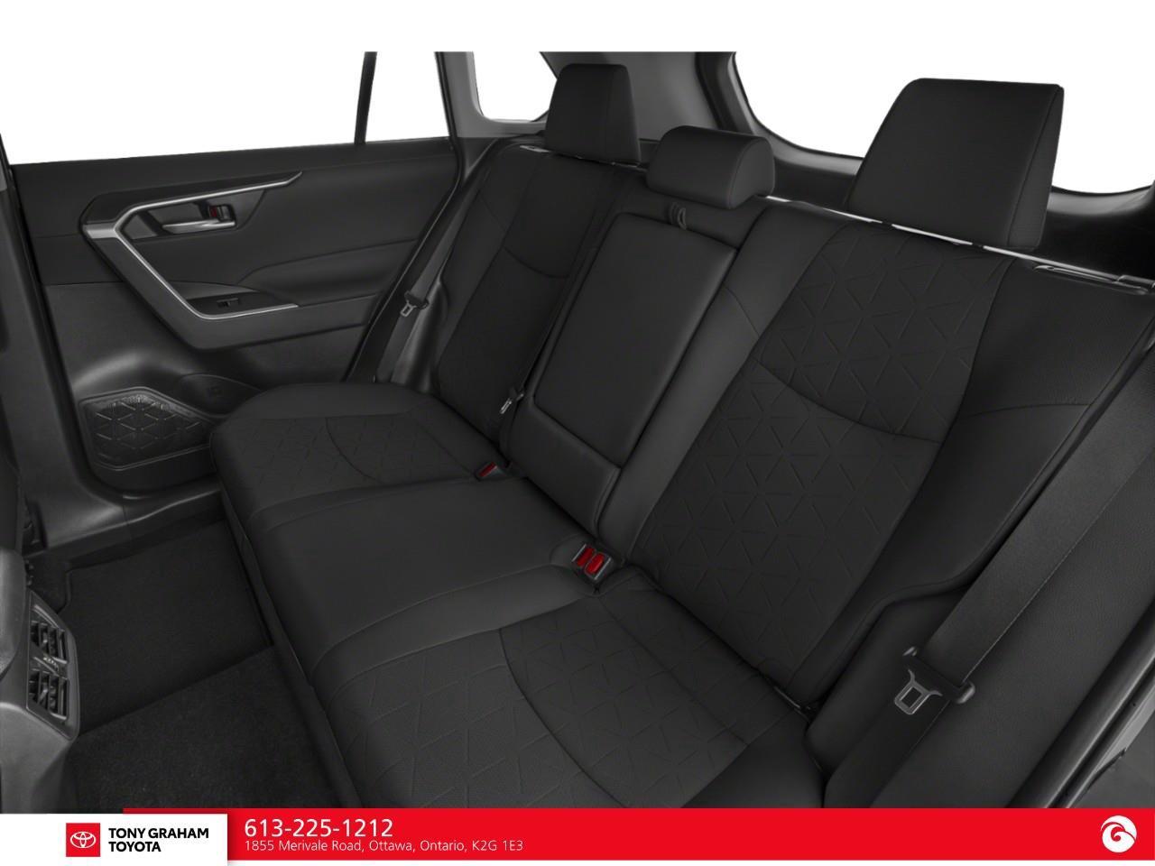 2025 Toyota RAV4 Hybrid XLE Photo