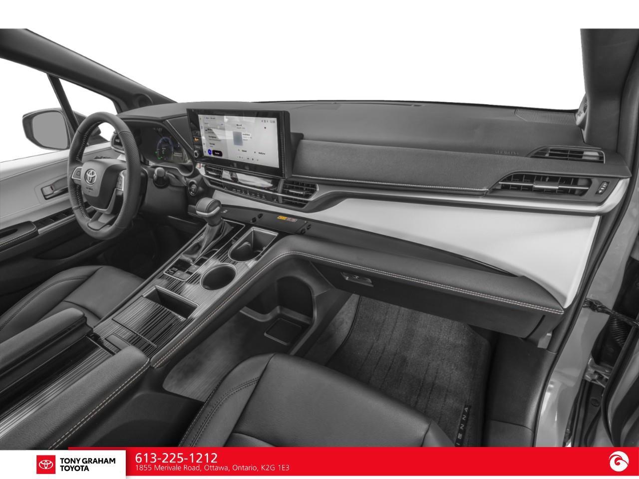 2025 Toyota Sienna XSE 7-Passenger Photo