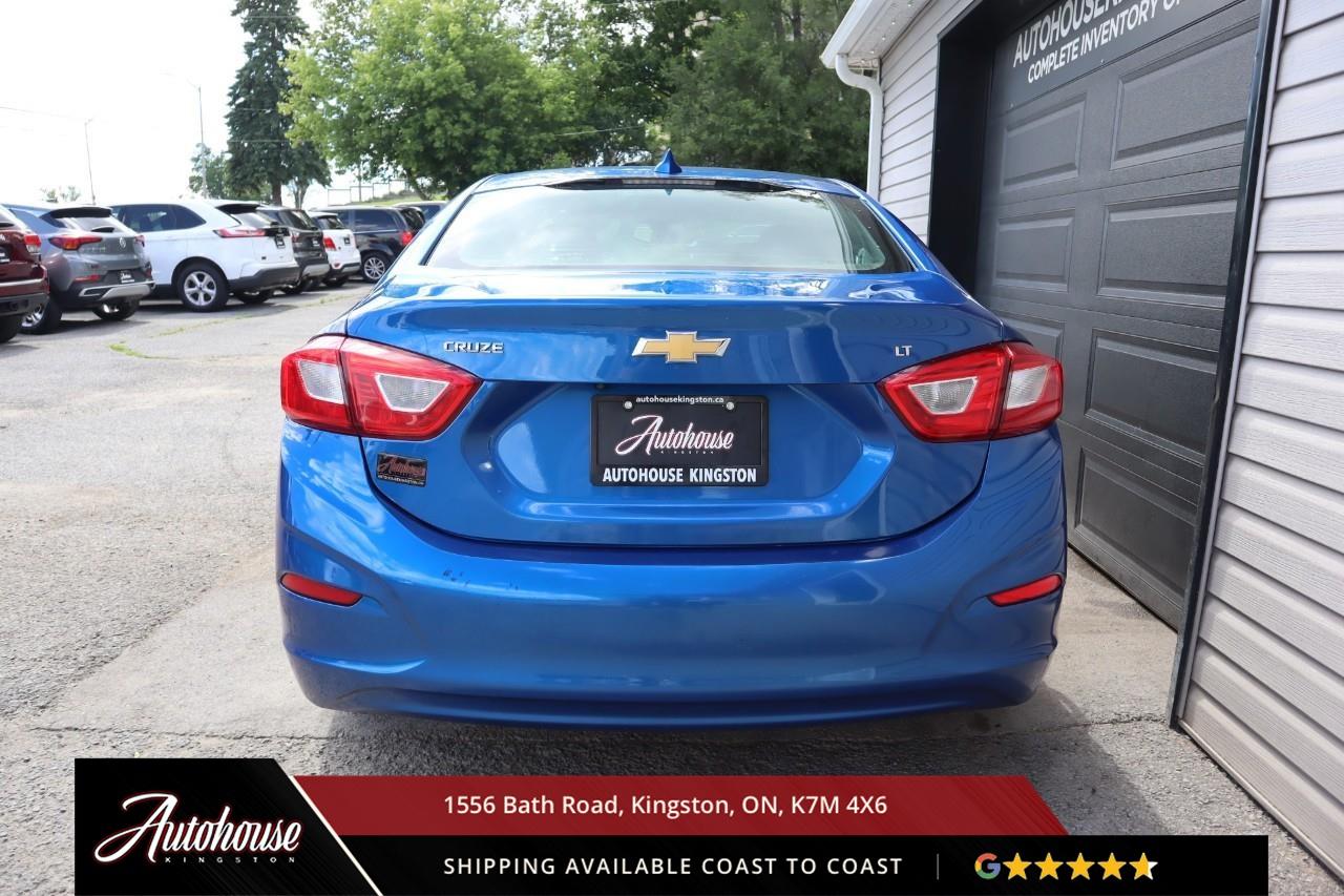 2018 Chevrolet Cruze LT Auto APPLE CARPLAY & ANDROID AUTO - TURBO Photo