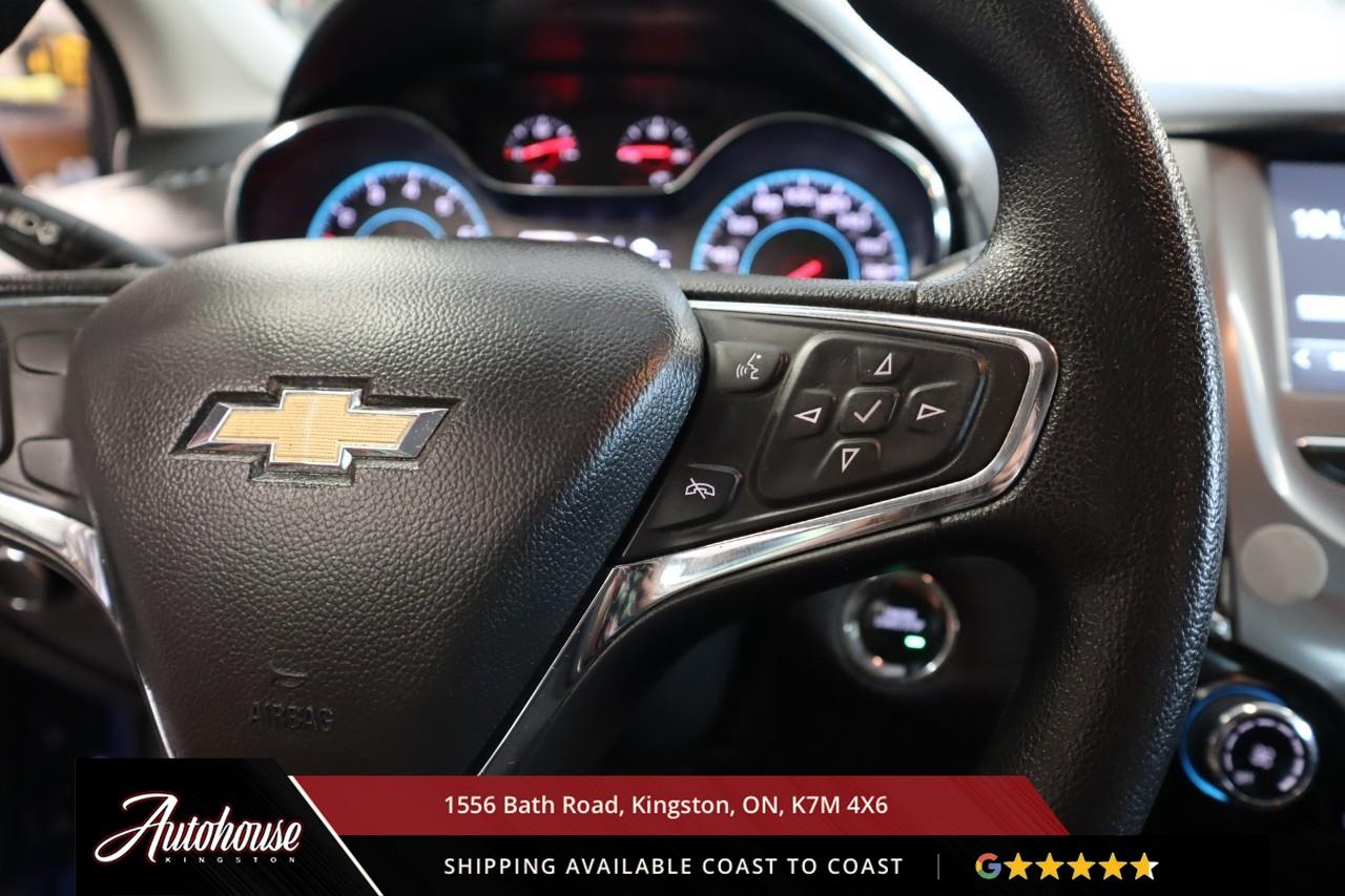 2018 Chevrolet Cruze LT Auto APPLE CARPLAY & ANDROID AUTO - TURBO Photo