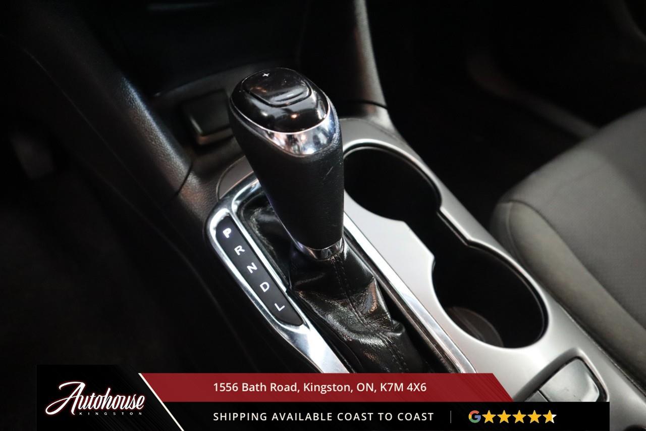 2018 Chevrolet Cruze LT Auto APPLE CARPLAY & ANDROID AUTO - TURBO Photo