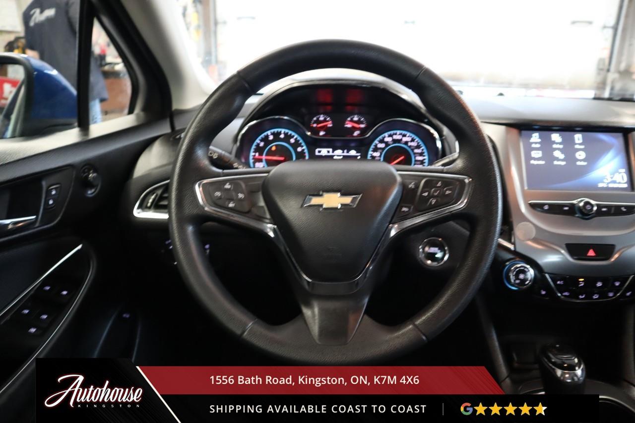 2018 Chevrolet Cruze LT Auto APPLE CARPLAY & ANDROID AUTO - TURBO Photo