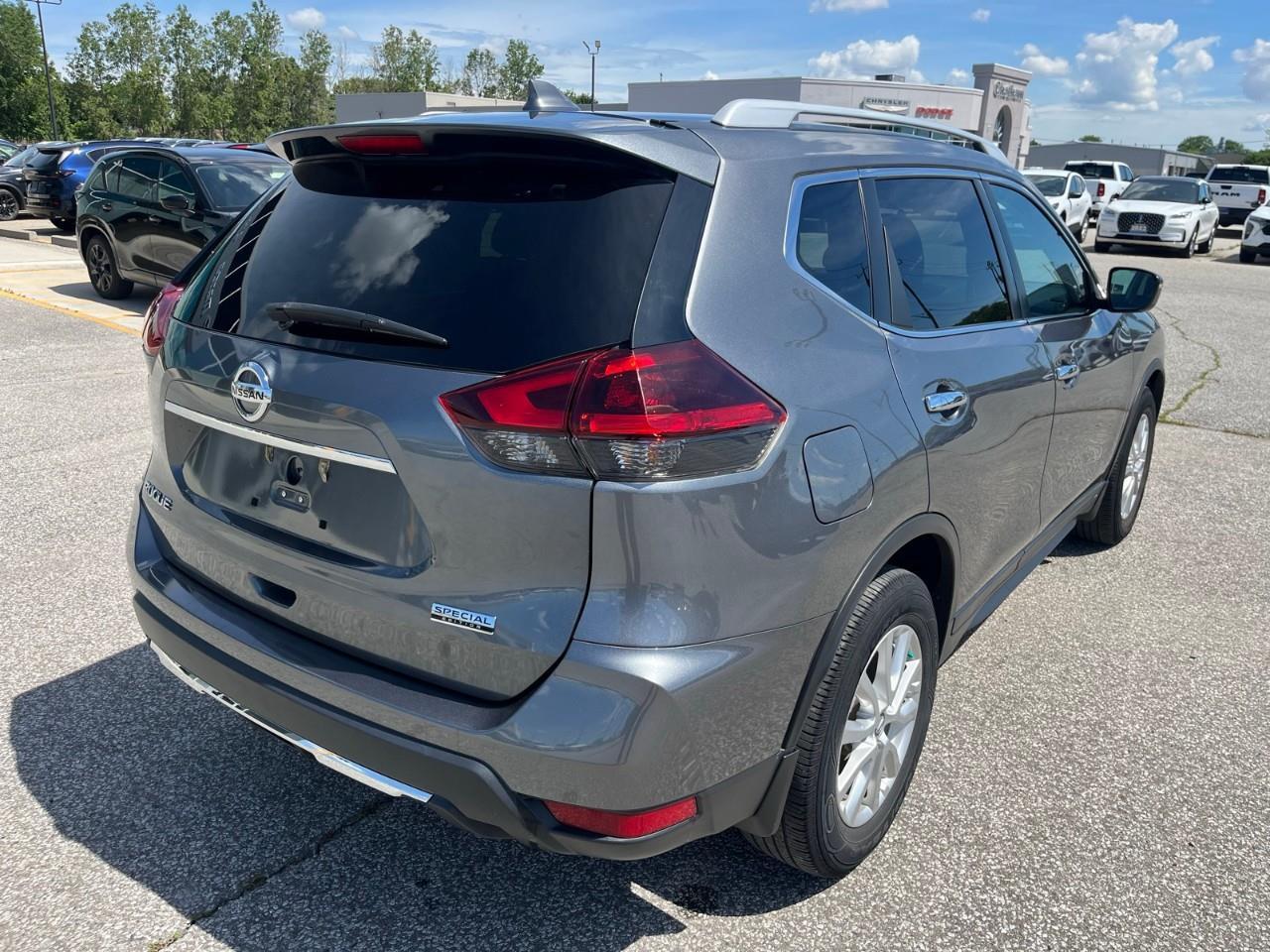 2020 Nissan Rogue S CarPlay/Android Auto | Reverse Camera Photo