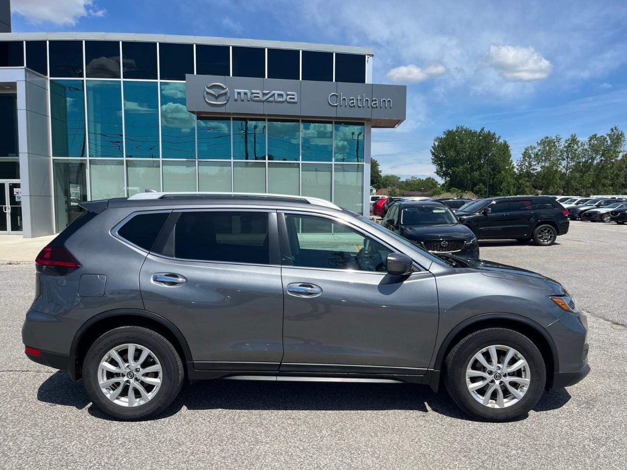 2020 Nissan Rogue S CarPlay/Android Auto | Reverse Camera Photo4