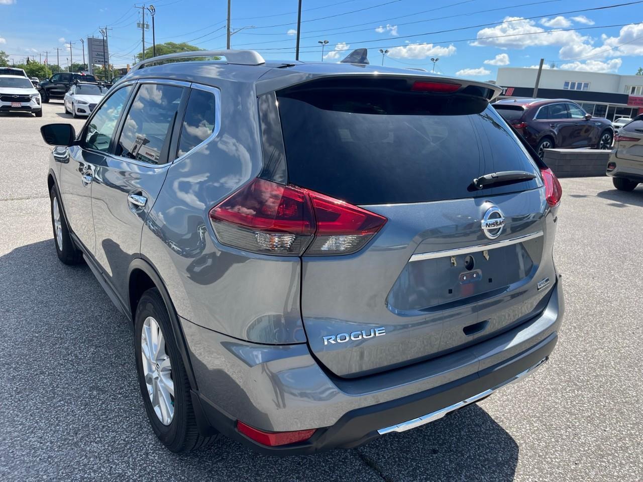 2020 Nissan Rogue S CarPlay/Android Auto | Reverse Camera Photo