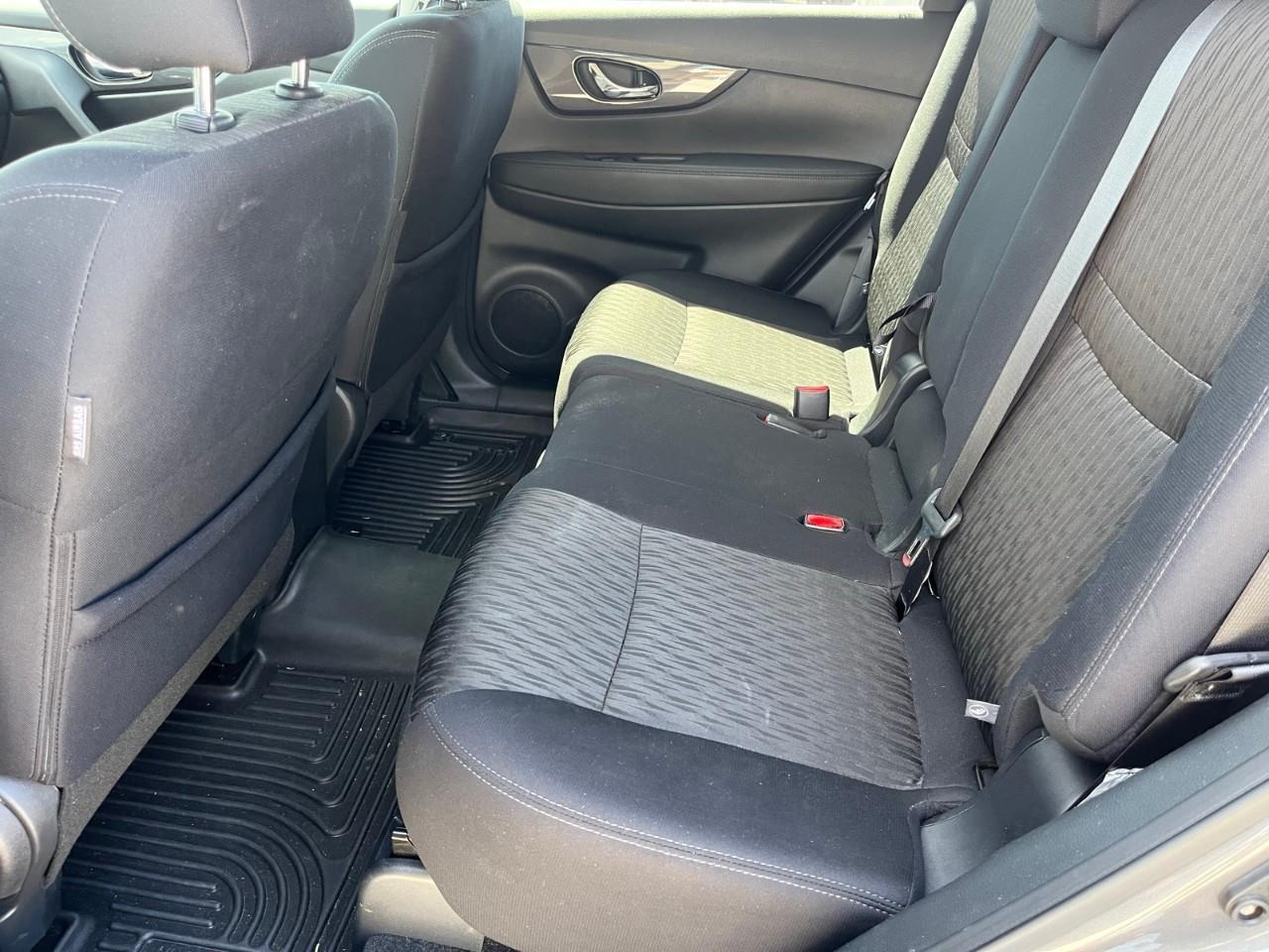 2020 Nissan Rogue S CarPlay/Android Auto | Reverse Camera Photo