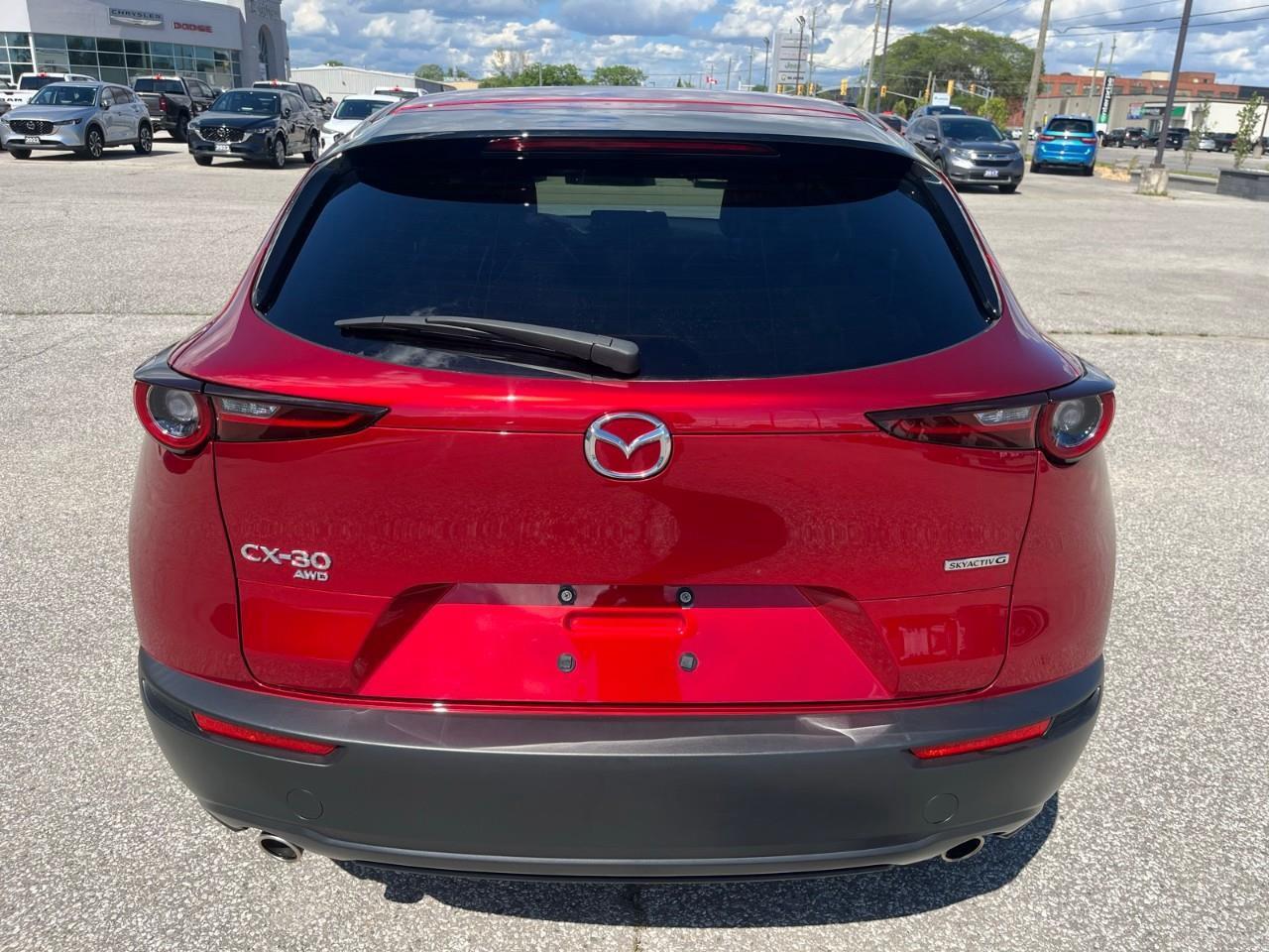 2025 Mazda CX-30 GS Blind Spot Monitoring | Lane Assist | Low Kilometers Photo