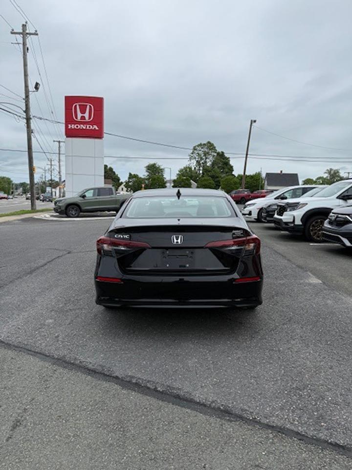 2025 Honda Civic 4D LX CVT Photo