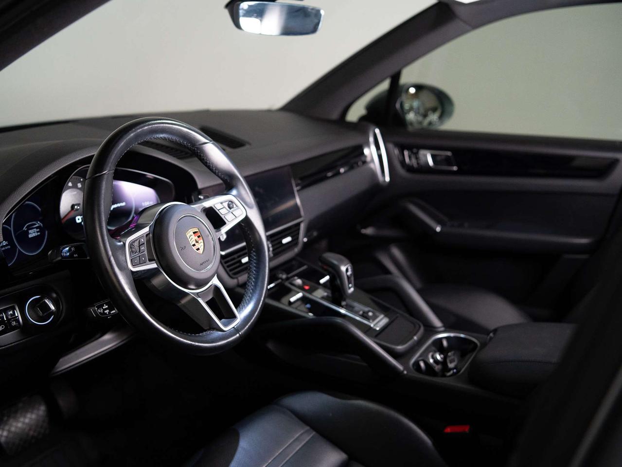 2021 Porsche Cayenne PREMIUM PLUS | PANO | BOSE | 20 IN Photo