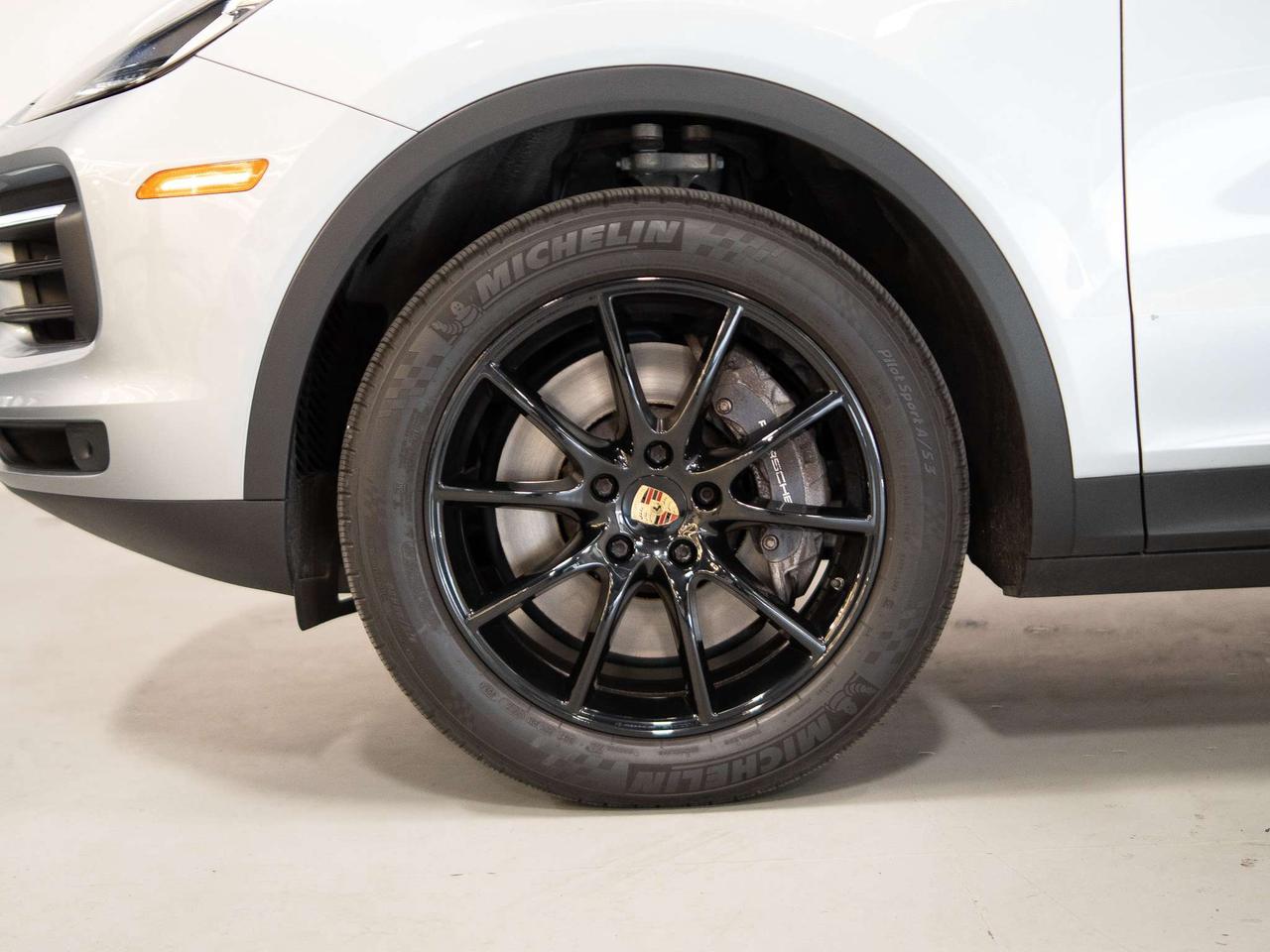 2021 Porsche Cayenne PREMIUM PLUS | PANO | BOSE | 20 IN Photo