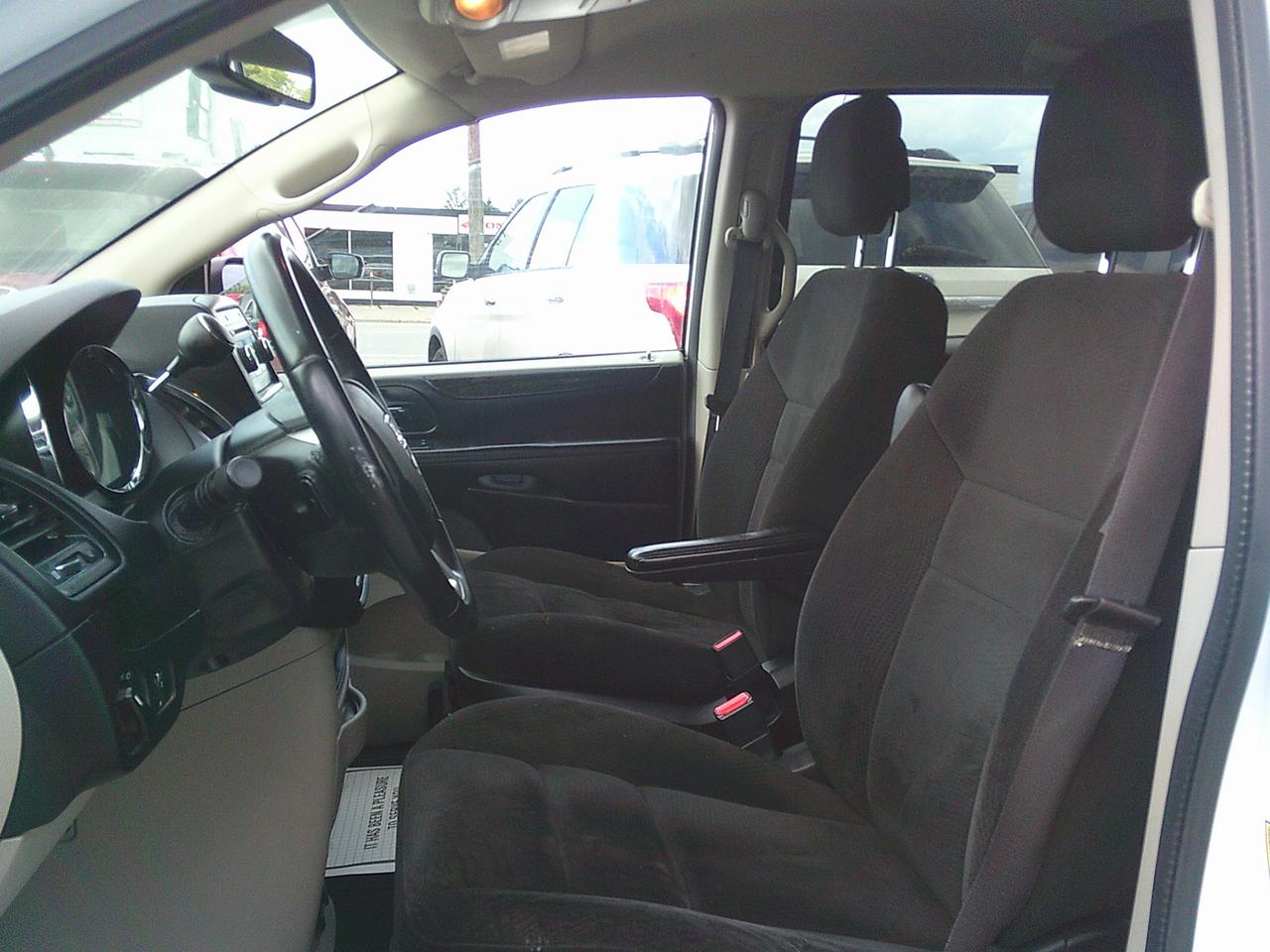 2016 Dodge Grand Caravan 4dr Wgn SXT Photo