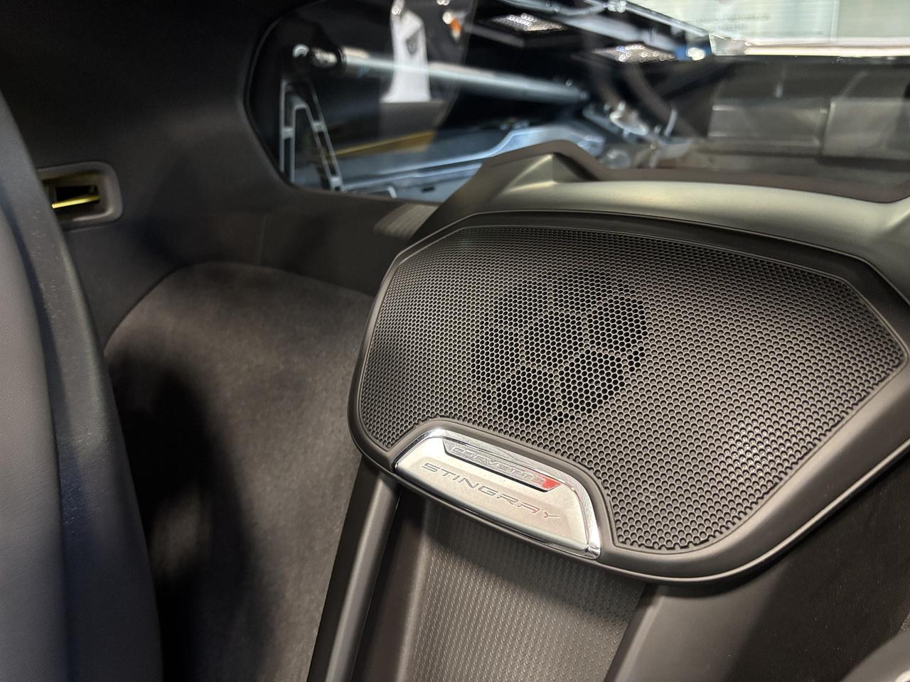 2022 Chevrolet Corvette Stingray|1LT|NAV|TARGAROOF|BOSE|ZMODE|RAPIDBLUE|++ Photo