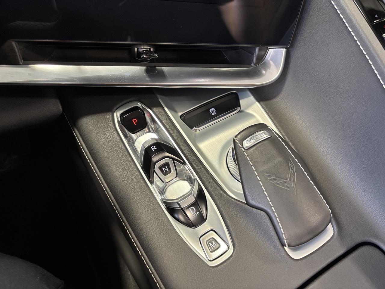2022 Chevrolet Corvette Stingray|1LT|NAV|TARGAROOF|BOSE|ZMODE|RAPIDBLUE|++ Photo