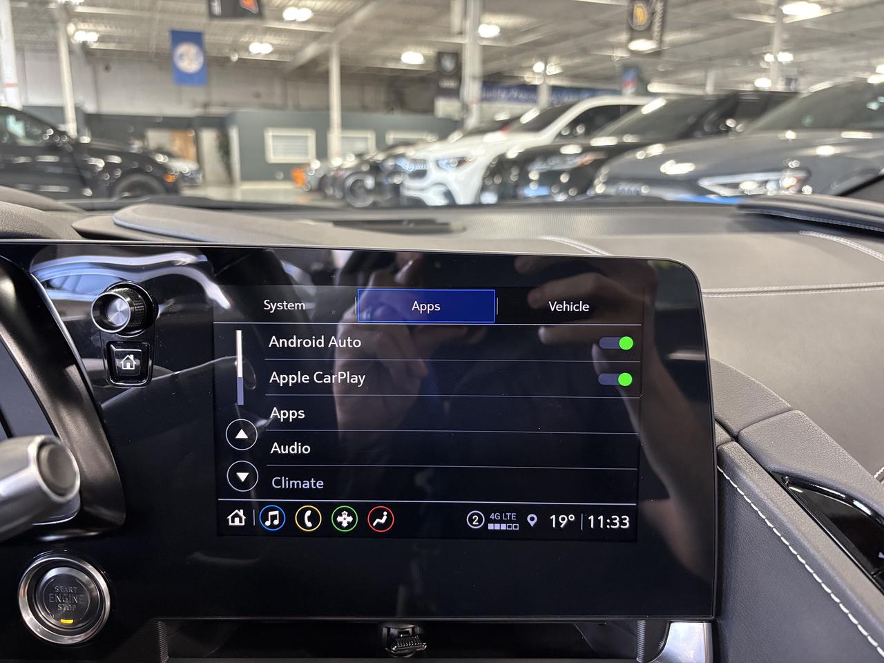 2022 Chevrolet Corvette Stingray|1LT|NAV|TARGAROOF|BOSE|ZMODE|RAPIDBLUE|++ Photo