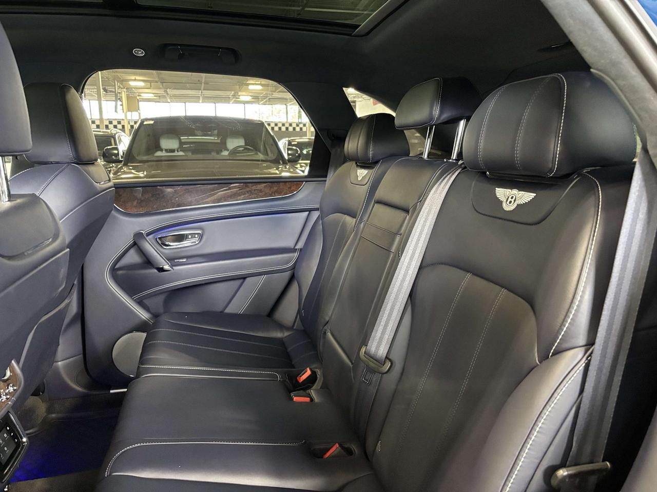 2019 Bentley Bentayga V8 AWD | NO LUX TAX | NIGHT VISION | HEADS UP | + Photo