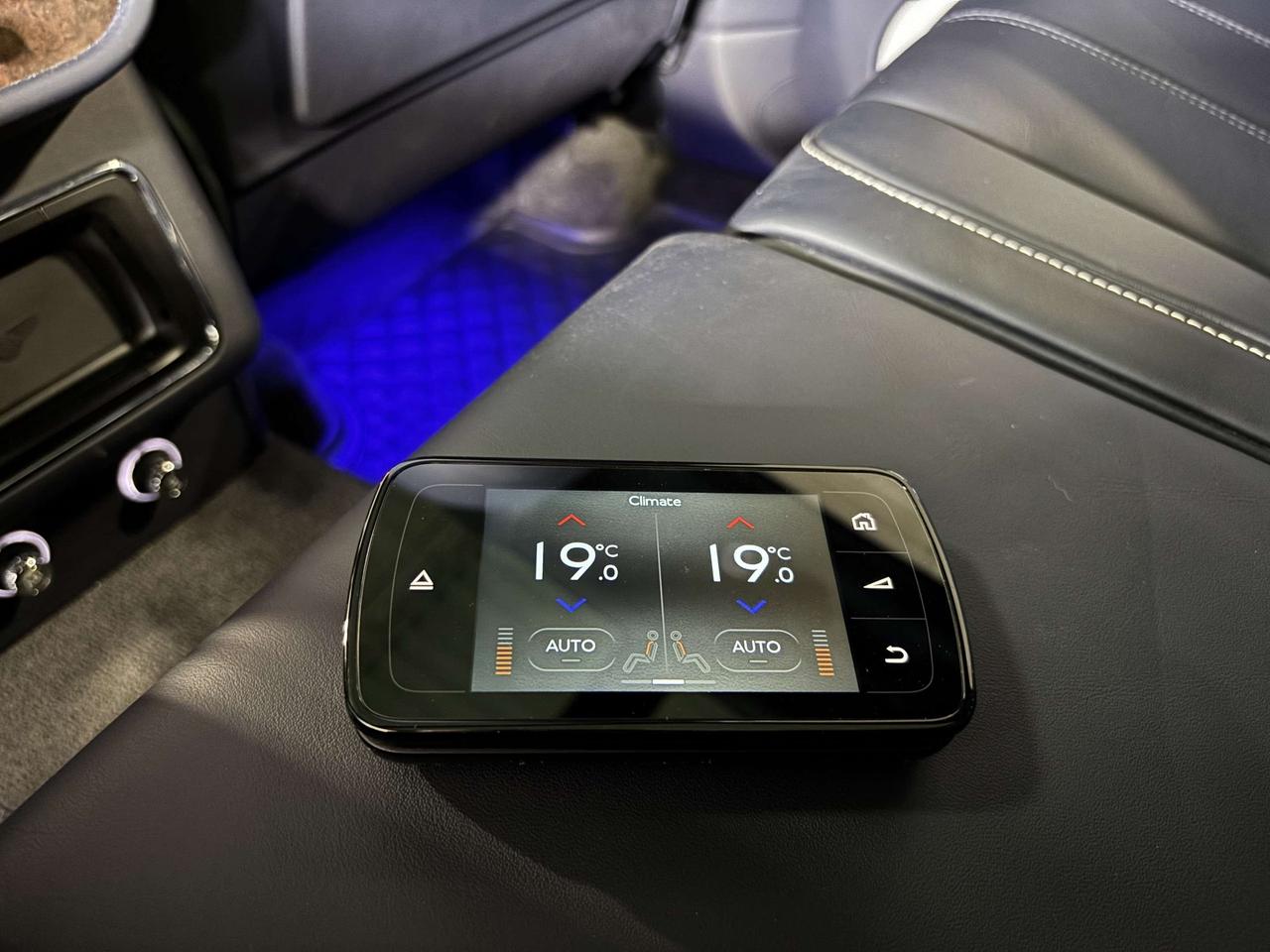 2019 Bentley Bentayga V8 AWD | NO LUX TAX | NIGHT VISION | HEADS UP | + Photo