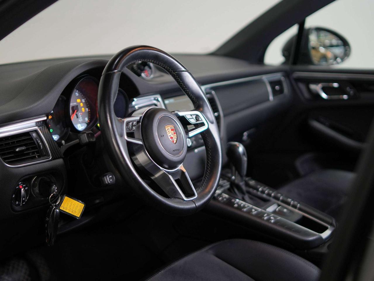 2015 Porsche Macan S | PANO Photo